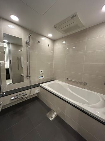 ザ・パークハウス大阪梅田タワー バス ザ・パークハウス大阪梅田タワー バス