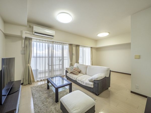 ルナタワーハリウッドプレイス リビング