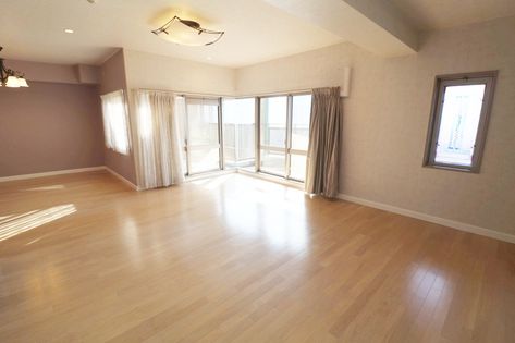 ラグザ大阪・レジデンス リビング