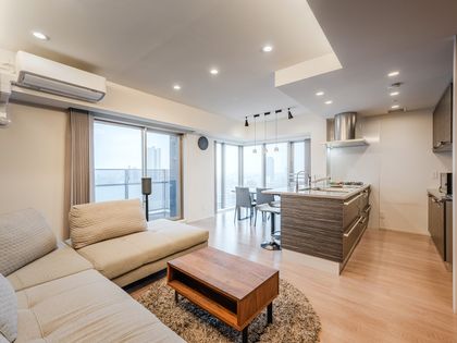 ローレルタワー梅田ウエスト リビング