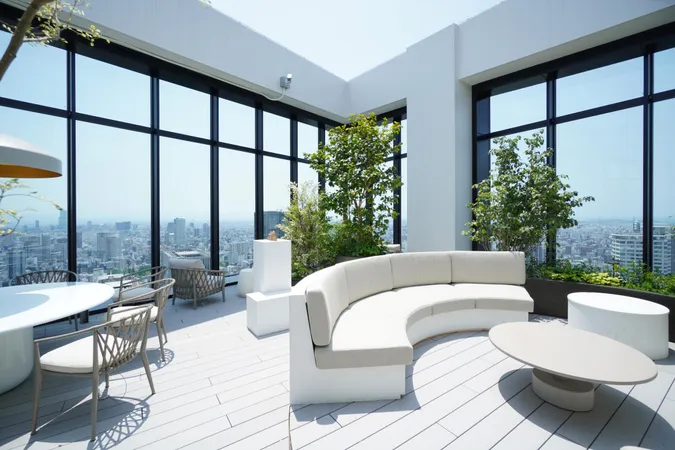 スカイラウンジ