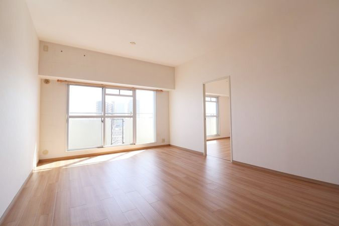 千舟リバーサイドヴィラD棟 リビング