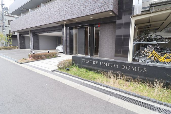 セオリー梅田ドムス エントランス セオリー梅田ドムス エントランス