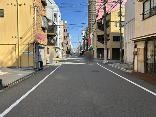 建築条件付き土地ではございません。お好きなメーカーをお選びいただけます。