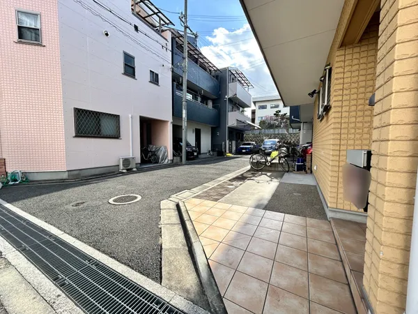 南東側幅員約4.0ｍに接道