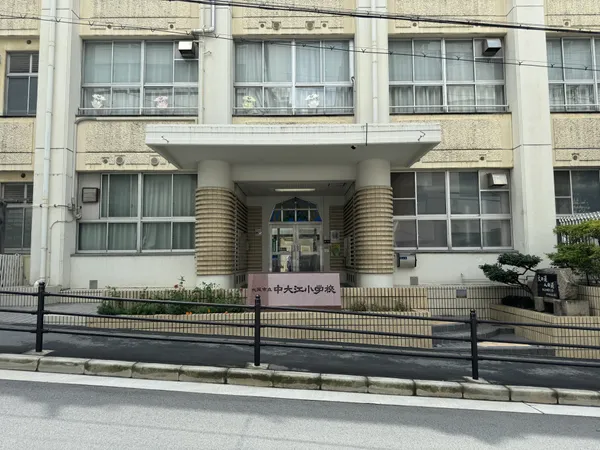 徒歩9分。
