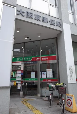 徒歩5分。