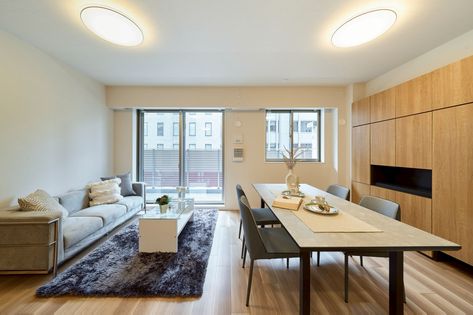 ローレルタワー堺筋本町 リビング