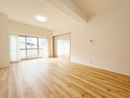 ユニハイム市岡 リビング