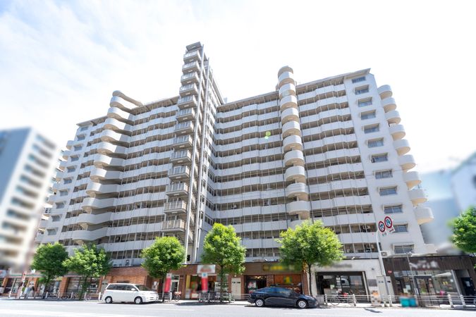 グランドメゾン靭 外観