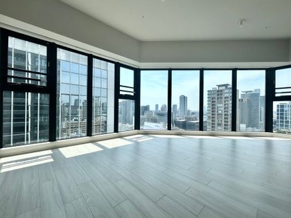 ブランズタワー大阪本町 リビング
