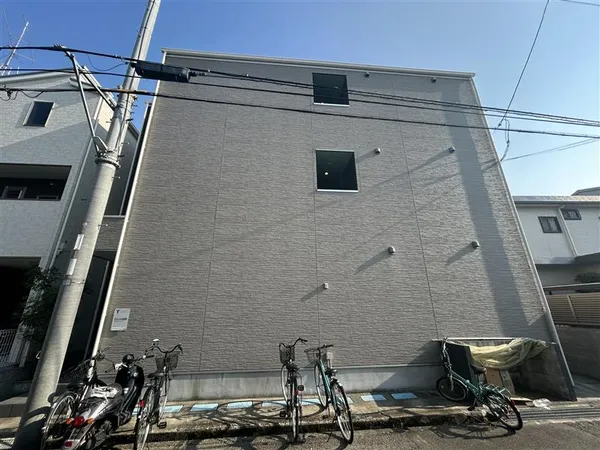 平成31年建築の共同住宅です