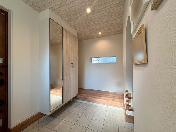 尼崎市下坂部2丁目 戸建 玄関 尼崎市下坂部2丁目 戸建 玄関