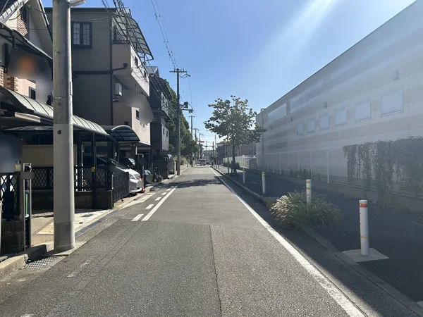 前面道路（南に向いて撮影）