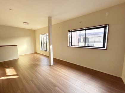 尼崎市長洲中通2丁目 中古戸建 リビング