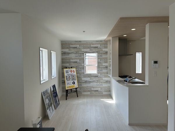 崇徳院3丁目 新築戸建 リビング 崇徳院3丁目 新築戸建 リビング