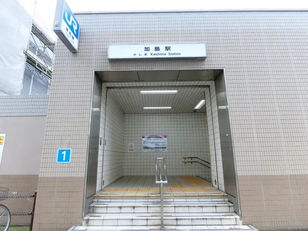 徒歩9分。