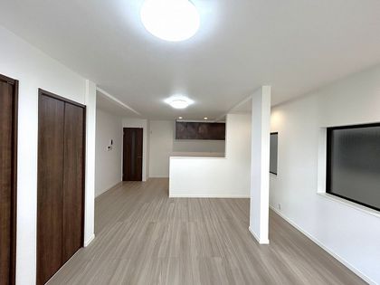 久々知3丁目 戸建 リビング