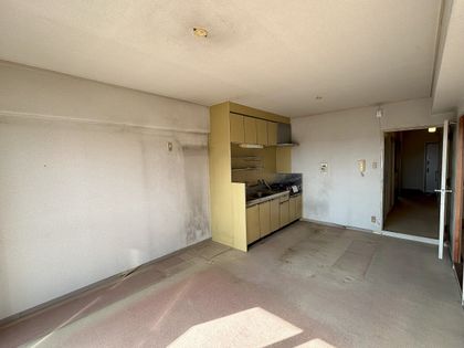 尼崎久々知ハウス リビング 尼崎久々知ハウス リビング