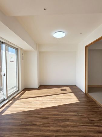 さきタワーサンクタス尼崎駅前 リビング リビング