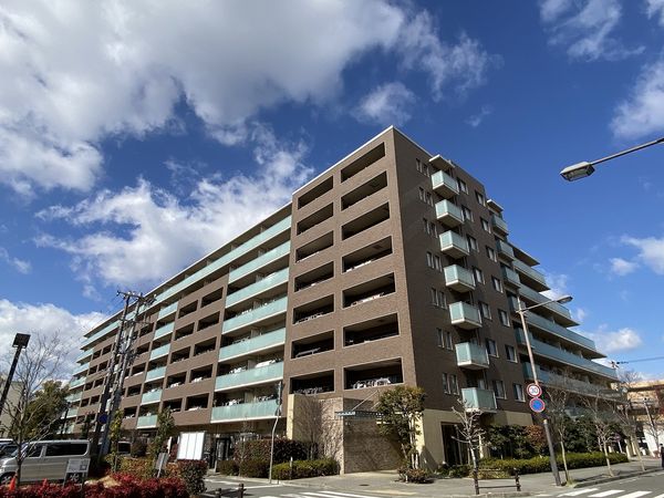 ザ・ガーデネスクシティ コムズ館 外観