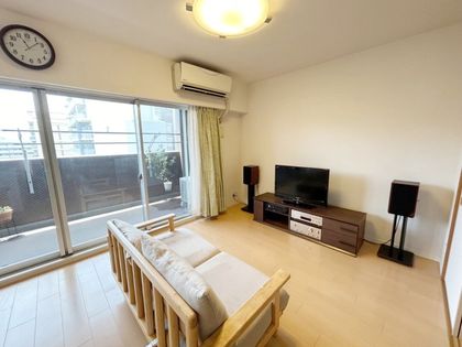 ザ・ガーデネスクシティ コムズ館 リビング