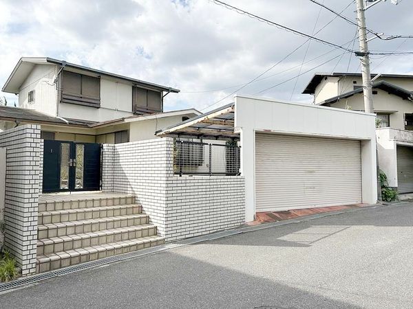 堺市南区高倉台4丁 古家付土地 前面道路含む外観 堺市南区高倉台4丁 古家付土地 前面道路含む外観