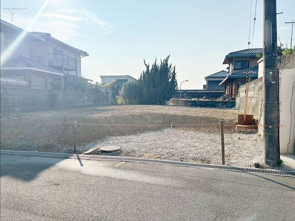 堺市南区高倉台4丁 古家付土地 前面道路含む外観