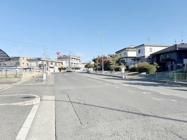 堺市南区宮山台4丁 前面道路含む外観 堺市南区宮山台4丁 前面道路含む外観