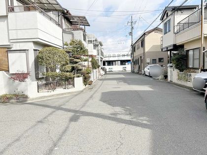 堺市西区鳳 東町7丁 前面道路含む外観