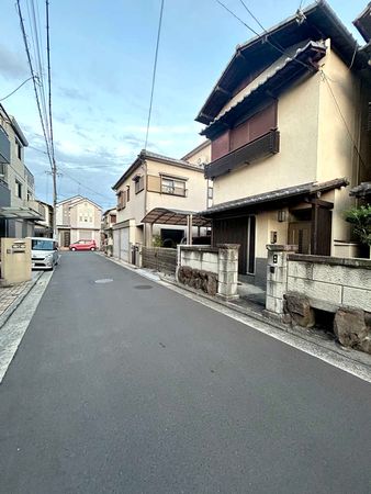 堺市東区北野田 戸建 前面道路含む外観 堺市東区北野田 戸建 前面道路含む外観