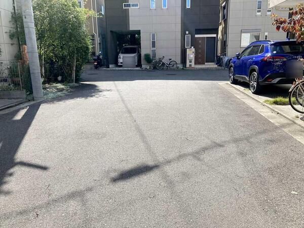 堺市西区浜寺公園町1丁 前面道路含む外観 堺市西区浜寺公園町1丁 前面道路含む外観