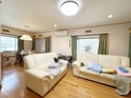 河内長野市美加の台2丁目 リビング