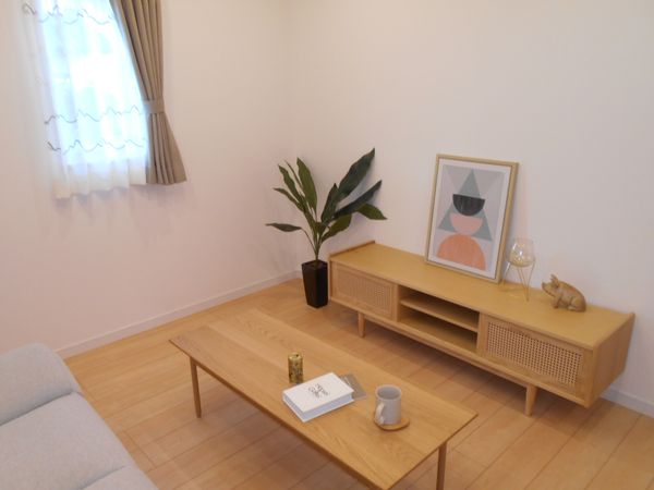 河内長野市緑ケ丘北町 リビング
