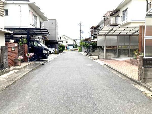 堺市南区槙塚台2丁 前面道路含む外観 堺市南区槙塚台2丁 前面道路含む外観