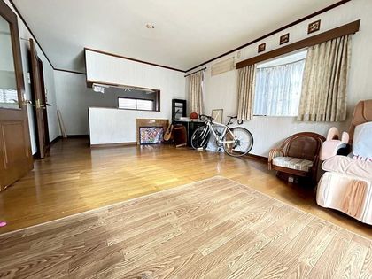 河内長野市美加の台2丁目 リビング