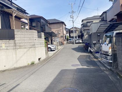 堺市西区上野芝向ヶ丘町4丁 前面道路含む外観