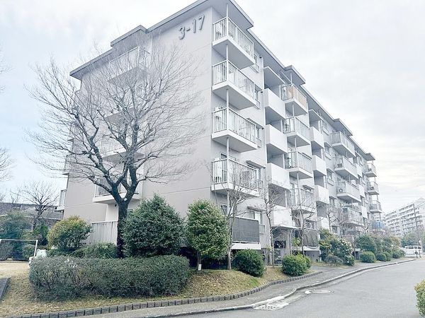 光明池駅前第3住宅 3-17棟 外観 光明池駅前第3住宅 3-17棟 外観
