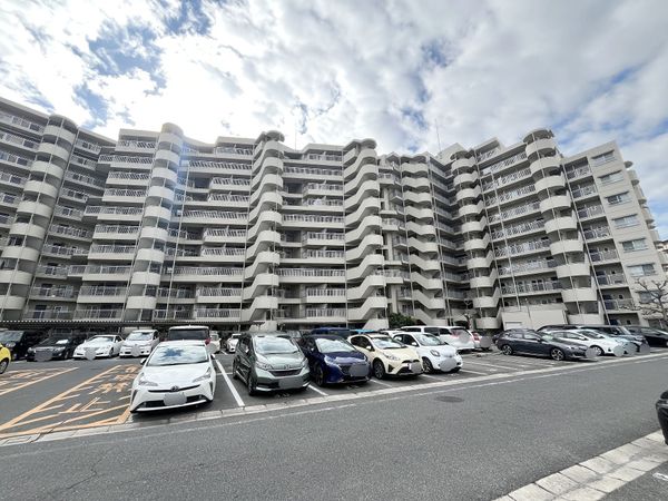 クローバーハイツ上野芝 外観