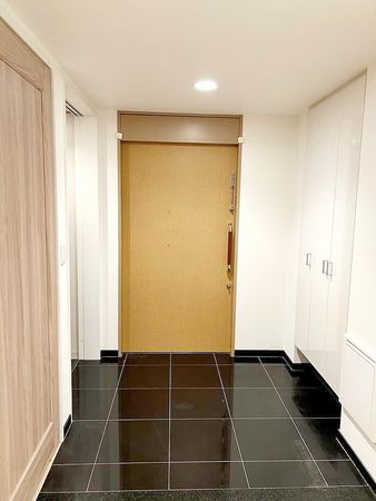 マスターズステージ泉ヶ丘 玄関