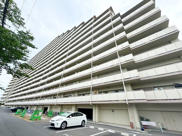 メゾンドールウイングヒルズ 四番館 外観