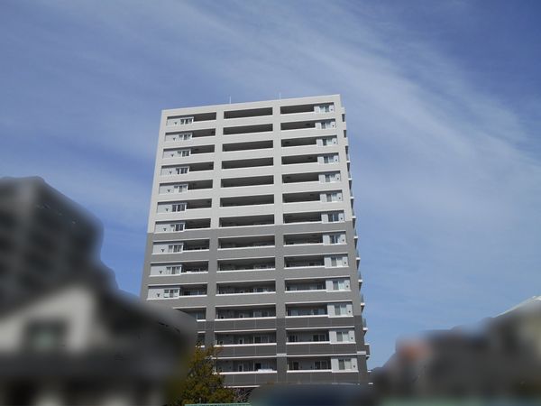 ライオンズ羽衣 外観