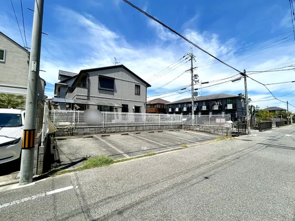 現地写真　南海本線　浜寺公園駅徒歩7分の立地です。