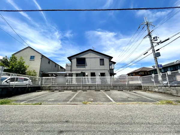 現地写真　南海本線　浜寺公園駅徒歩7分の立地です。