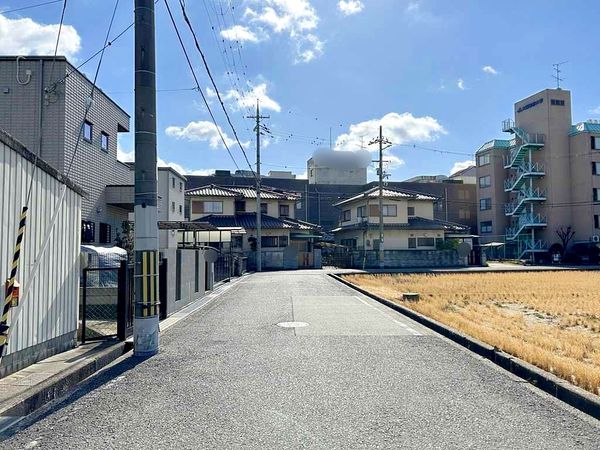 堺市西区鳳北町三丁 前面道路含む外観 堺市西区鳳北町三丁 前面道路含む外観