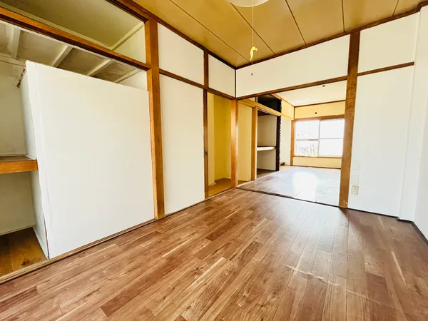 ３階西側洋室　ぜひご検討下さい。ご連絡お待ちしております。