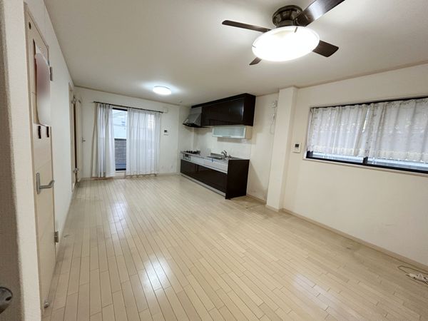 堺市堺区東湊町4丁 リビング