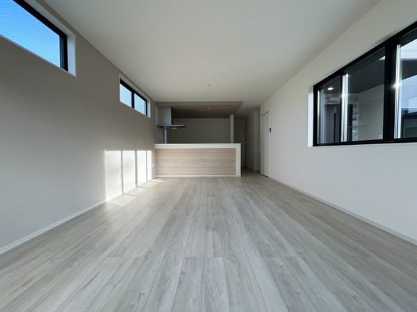 高石市綾園2丁目 1号棟 リビング 高石市綾園2丁目 1号棟 リビング