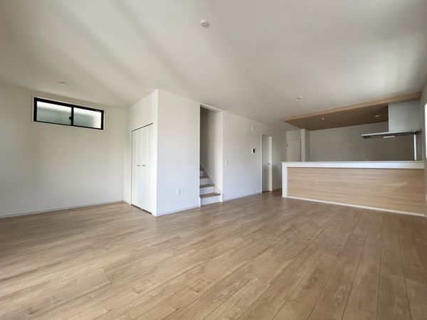 高石市綾園2丁目 2号棟 リビング 高石市綾園2丁目 2号棟 リビング
