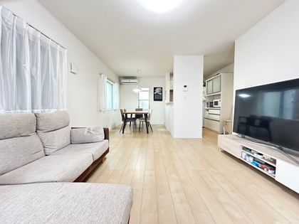 泉北郡忠岡町高月北2丁目 リビング